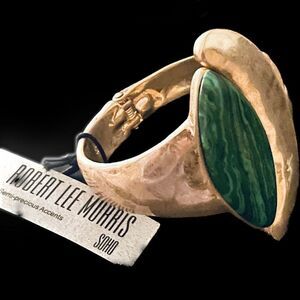 NWT Robert Lee Morris Gold-tone Green Malachite Stone Sculptural Hinged Bracelet